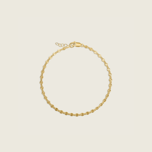 Starburst Bracelet in 14K Gold Filled – a radiant, celestial-inspired accessory crafted with high-quality gold. Shop elegant, timeless jewelry perfect for adding a touch of sparkle to any outfit today